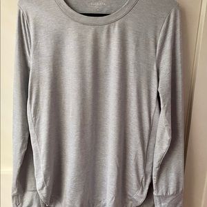 EUC Athleta Uptempo Top Medium Norwegian Grey.